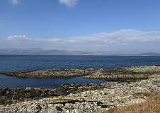 82: 2025_10_13_13_51_Maik