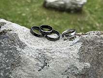 130: 2025_10_13_17_04_Maik