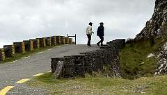 556: 2025_10_17_17_39_Maik